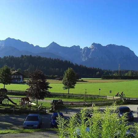 Hotel Barmsee 3*
