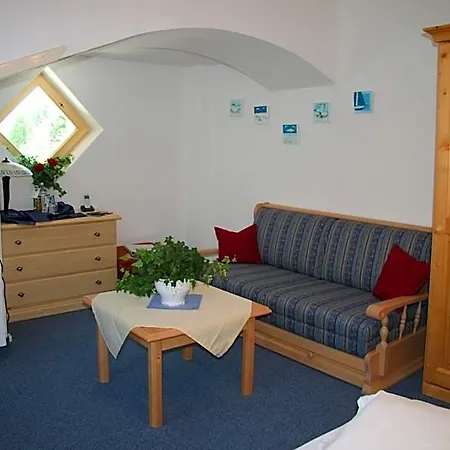 Hotel Barmsee 3*
